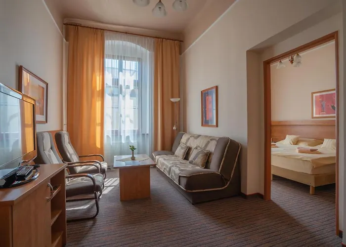 Ld Palace Ii & Kur Hotel Františkovy Lázně
